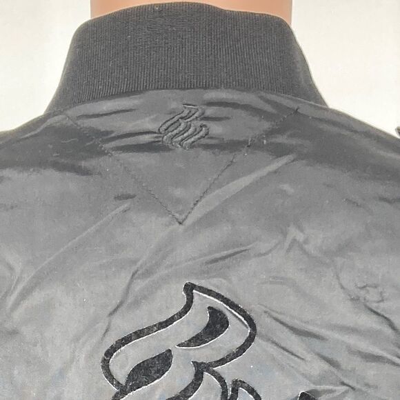 Rocawear Men’s Black Embroidered Jacket Size M - Picture 4 of 11